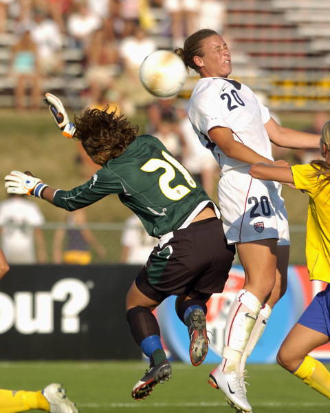 Photo Credit: USsoccer.com's photo gallary, photograsher A.J. Olmscheid / International Sports Images